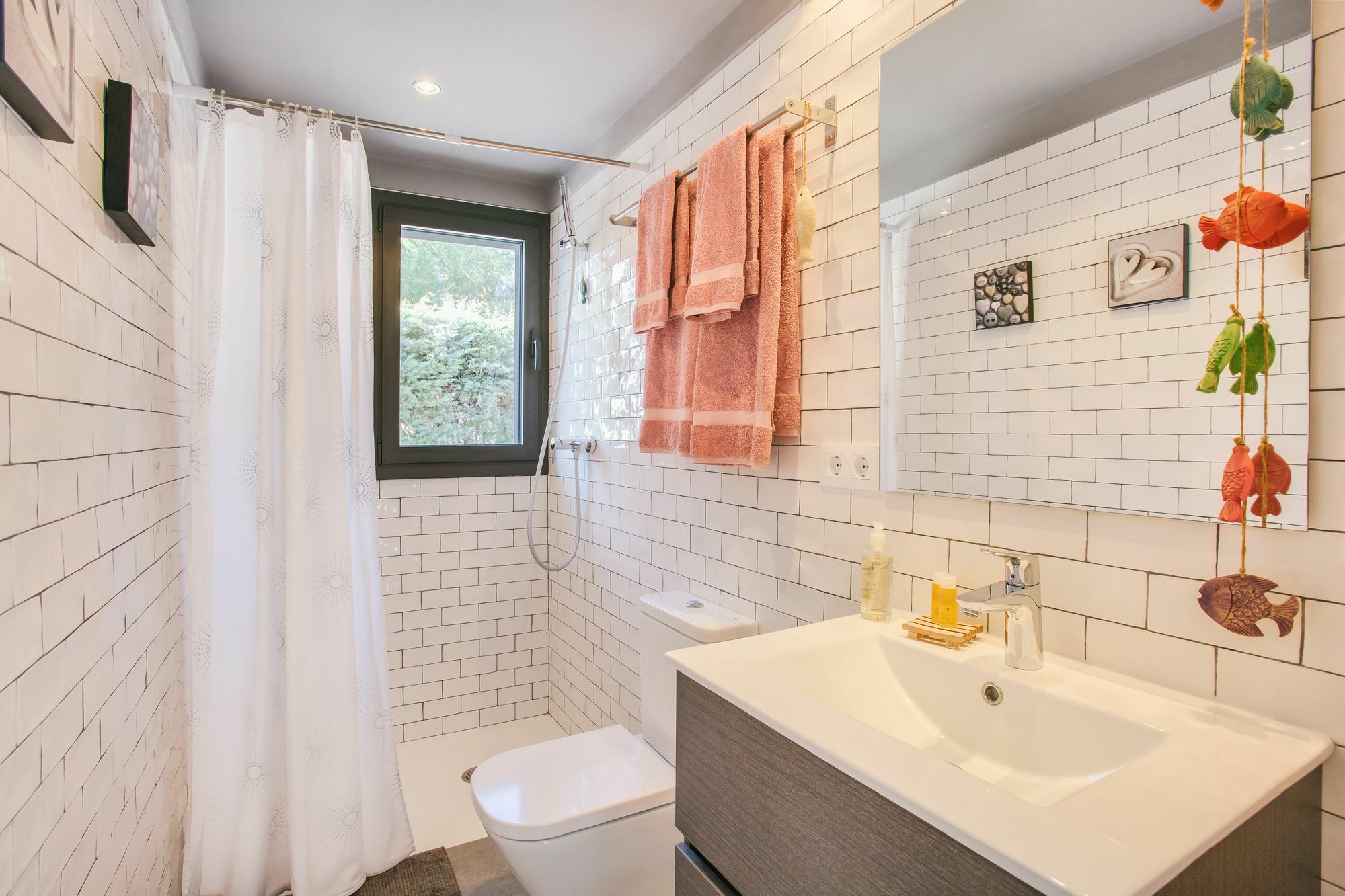 Flateli Montjuic Apartman Girona Kültér fotó