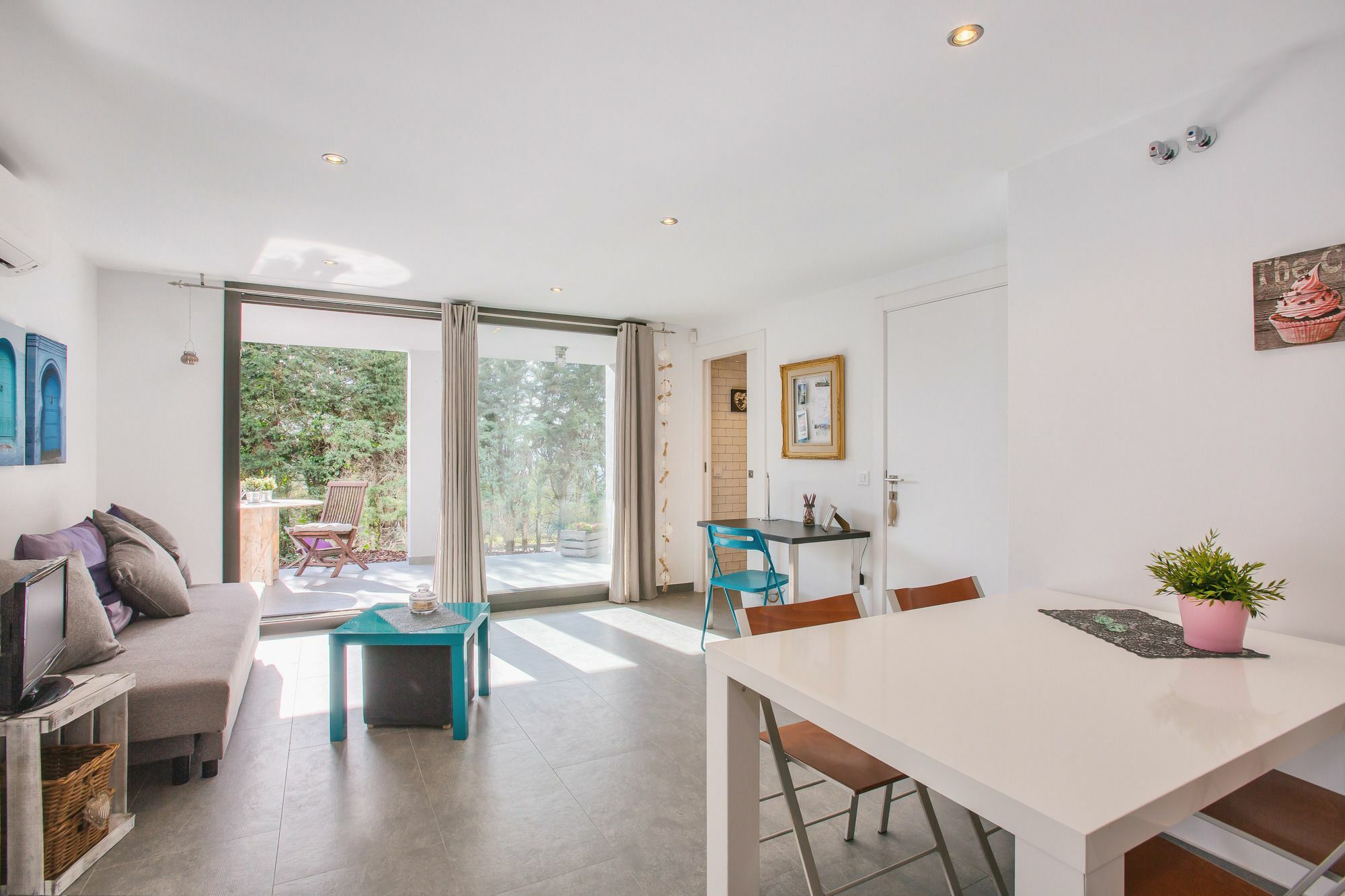 Flateli Montjuic Apartman Girona Kültér fotó