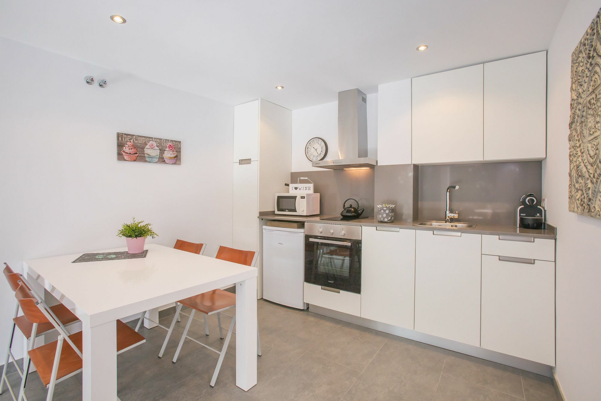 Flateli Montjuic Apartman Girona Kültér fotó